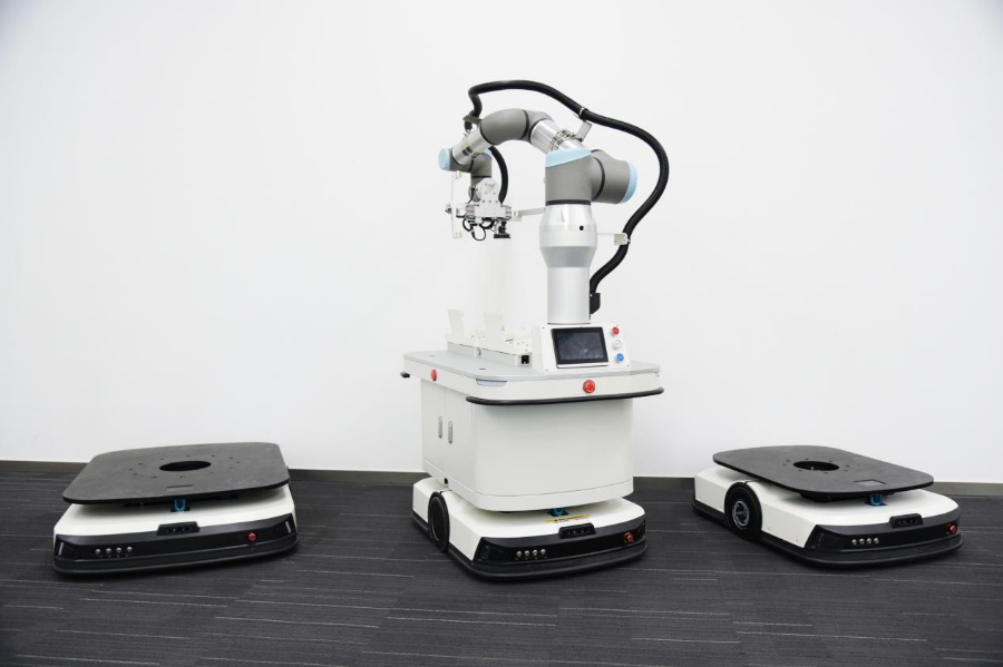 智造新紀(jì)元 浙江欣奕華四大系列八款移動(dòng)機(jī)器人重磅發(fā)布，驅(qū)動(dòng)產(chǎn)業(yè)效率再攀高峰